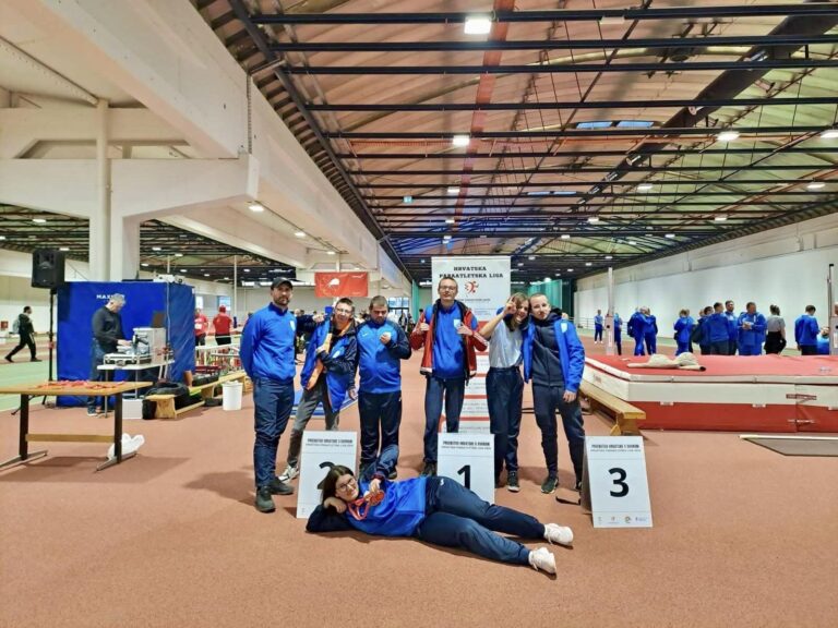 Paraatletski klub Vinkovci osvojio devet medalja na Prvenstvu Hrvatske u dvorani