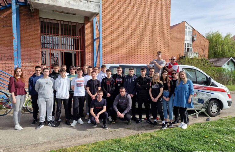 Mladi humanitarci iz Tehničke škole Ruđera Boškovića Vinkovci  još jednom pokazali veliko srce