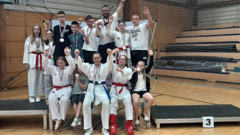 Karate klub ”Max” Ivankovo osvojio  8 zlatnih, 12 srebrnih i 8 brončanih odličja na Prvenstvu Slavonije i Baranje