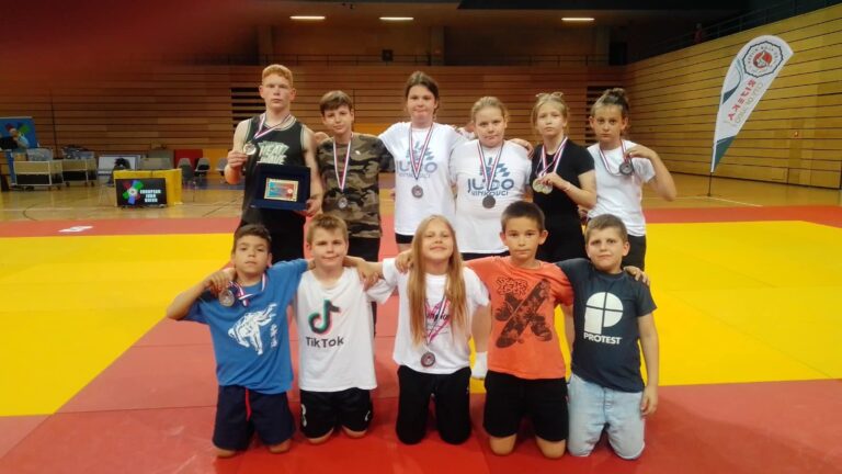 Judo klub Vinkovci osvojio tri zlata, tri srebra i dvije bronce, Stiv Tomić najbolji kadet u Rijeci