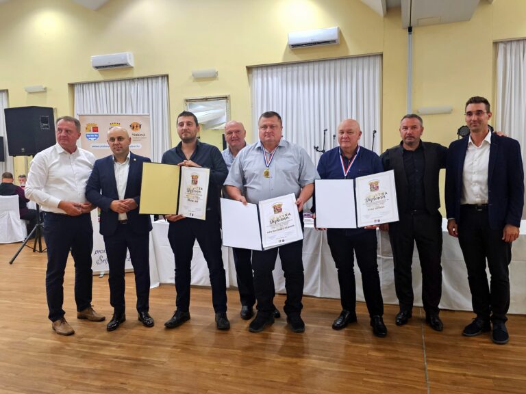 Vinkovački festival šunke, vina, rakije i kulena najbolja promocija Slavonije,  Baranje i Srijema