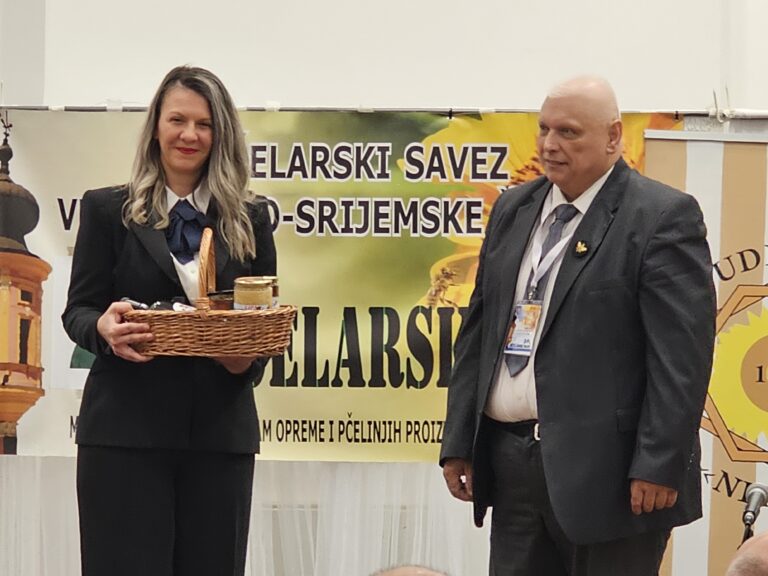Svečano otvoreni 20.Pčelarski dani u Vinkovcima