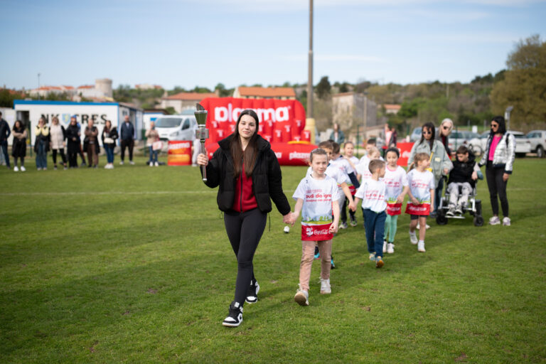 Rubi Bosnić, članica hrvatske Jiu-Jitsu reprezentacije,  podržala Plazma Sportske igre mladih