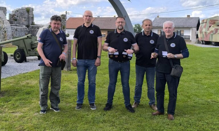 Aero klub ”Fenix“ Cerić osvojio pet medalja na međunarodnom maketarskom Kupu u  Karlovcu