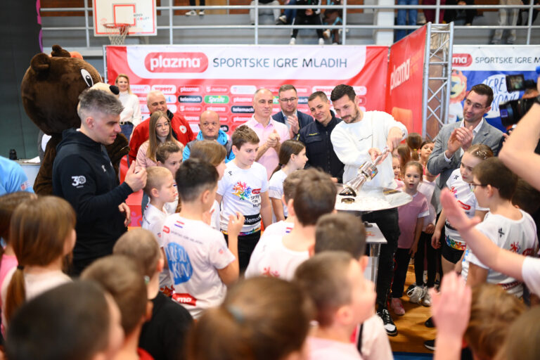 Telemach Dan sporta okupio preko 700 djece u Vinkovcima