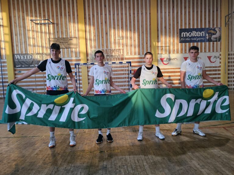 Ekipa ”Novo Selo” predstavlja OŠ ”Bartola Kašića” u Sprite 3×3 košarci na gradskom natjecanju